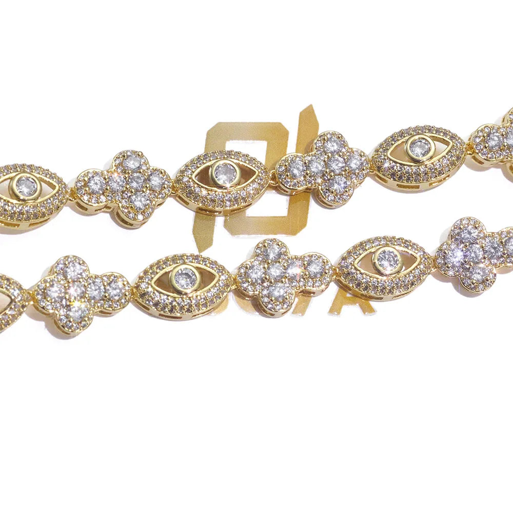 𝔭𝔲𝔯𝔢 𝔤𝔯𝔞𝔠𝔢 𝔢𝔶𝔢 𝔟𝔯𝔞𝔠𝔢𝔩𝔢𝔱